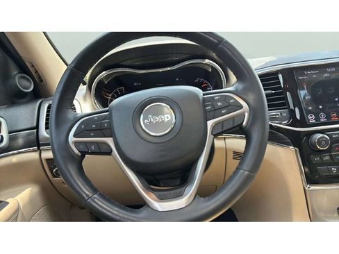Used 2019 Jeep Grand Cherokee Limited AWD/4WD image 15