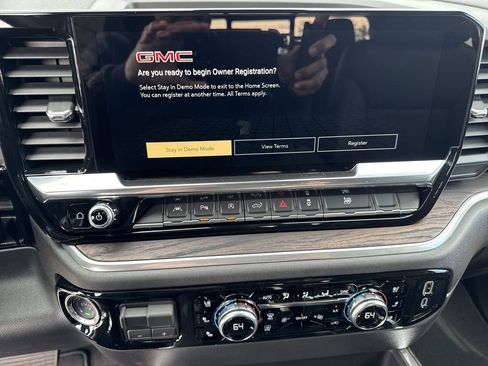 New 2026 GMC Sierra 1500 SLT w/ SLT Premium Plus Package image 23