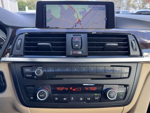 Used 2015 BMW 428i Convertible image 12