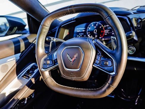 Used 2024 Chevrolet Corvette Stingray Premium Cpe w/ Z51 Performance Package RWD image 18