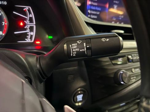 Certified 2020 Lexus ES 350 Luxury image 16