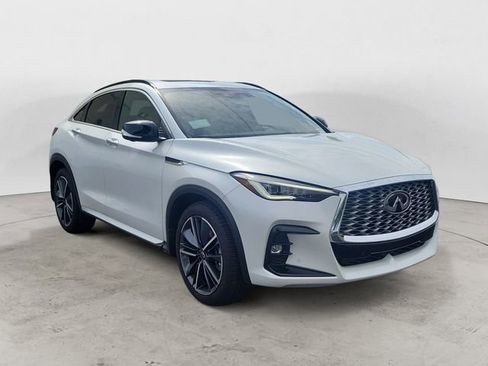 New 2025 INFINITI QX55 Essential image 7