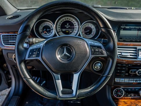 Used 2014 Mercedes-Benz CLS 550 image 15
