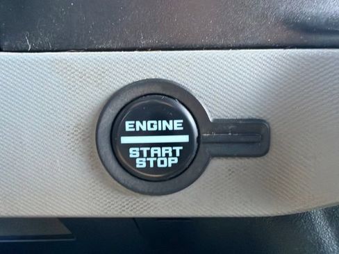Used 2023 Ford Bronco Badlands w/ Sasquatch Package AWD/4WD image 38