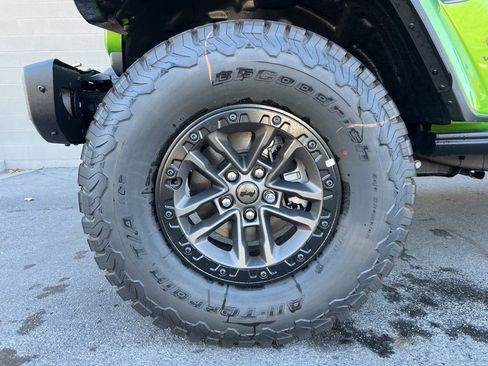 New 2025 Jeep Wrangler Unlimited Rubicon 392 image 26