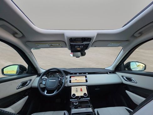 Used 2019 Land Rover Range Rover Velar S image 20