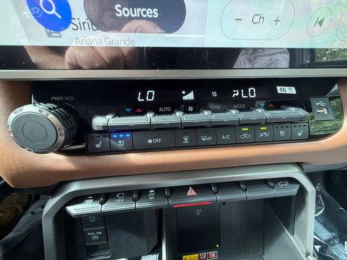 New 2026 Toyota Tundra 1794 Edition AWD/4WD image 17