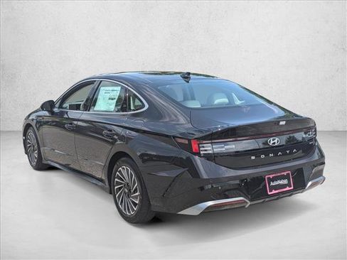 Certified 2024 Hyundai Sonata Limited image 8