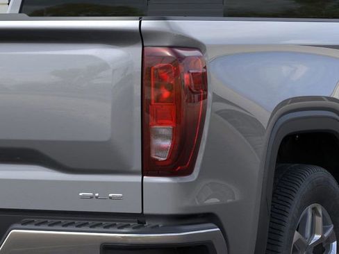 New 2026 GMC Sierra 1500 SLE w/ Preferred Package RWD image 11