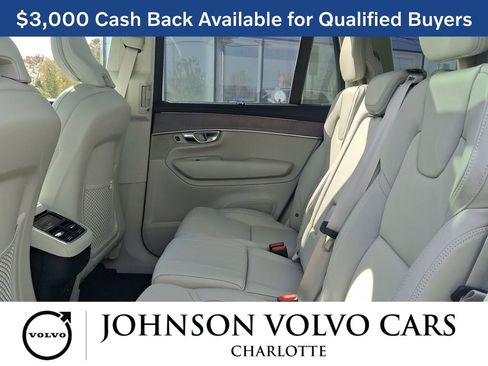 New 2026 Volvo XC90 B6 Ultra w/ Lounge Package image 5