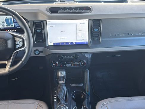 Certified 2024 Ford Bronco Wildtrak image 11