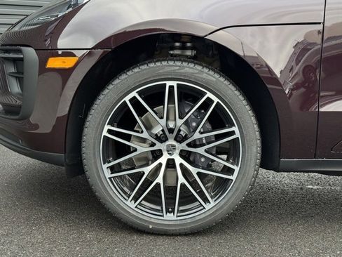 New 2026 Porsche Macan image 11