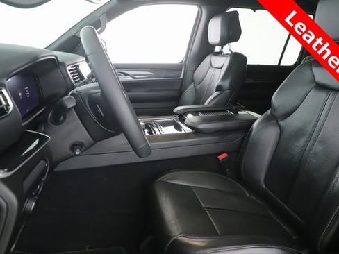 Used 2022 Jeep Wagoneer Series I w/ Convenience Group I image 16