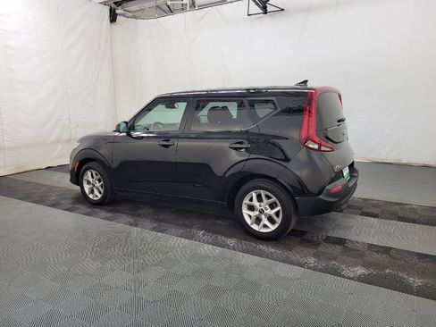 Used 2020 Kia Soul S image 3