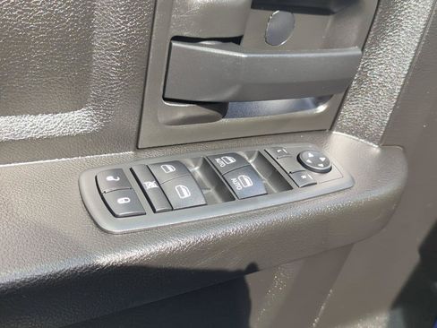 Used 2019 RAM 1500 Express w/ Wheel & Sound Group AWD/4WD image 16