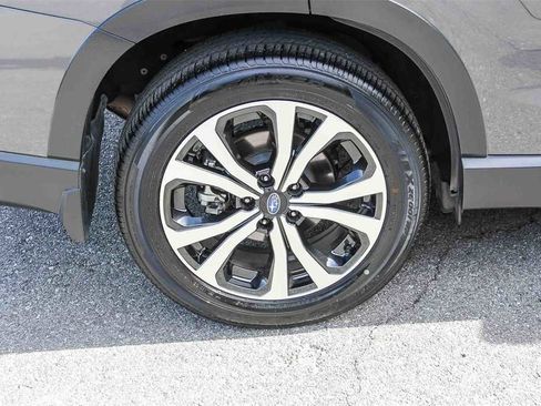 Used 2021 Subaru Forester Limited image 10