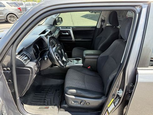 Used 2014 Toyota 4Runner SR5 RWD image 11