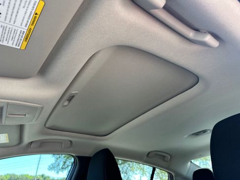 New 2026 Nissan Sentra SV w/ SV Convenience Package FWD image 30