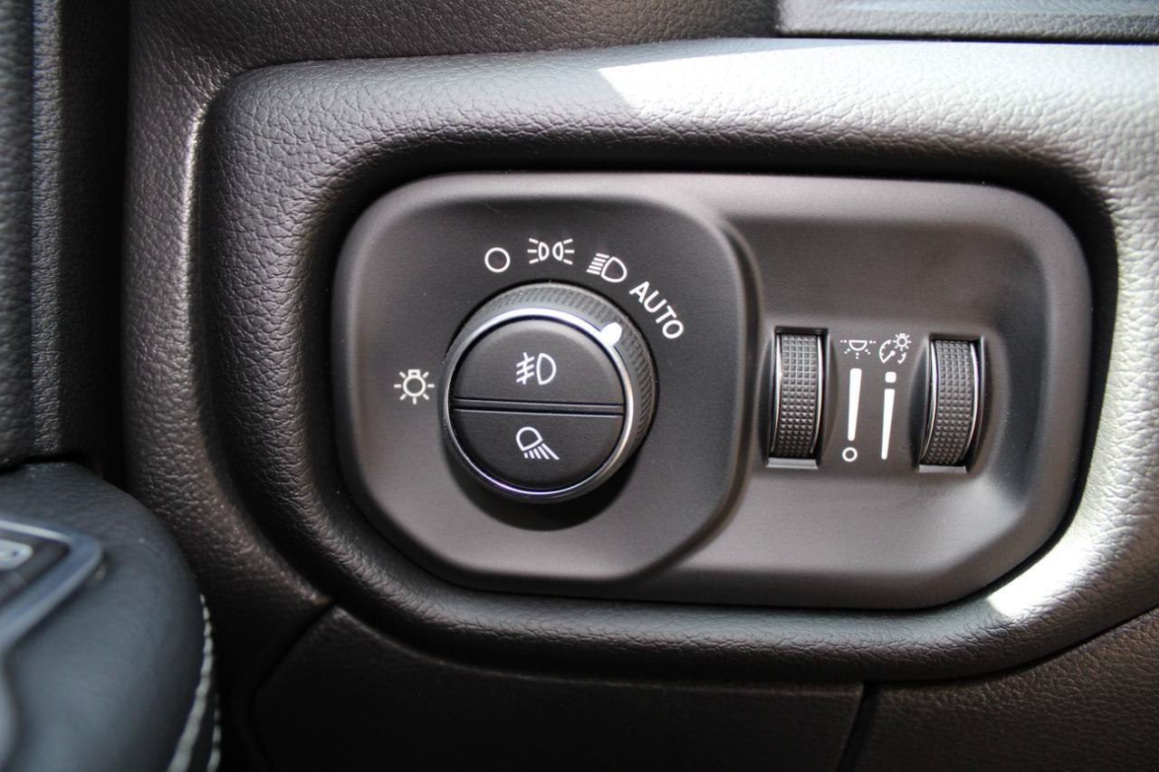 Used 2024 RAM 3500 Laramie w/ Sport Appearance Package AWD/4WD image 60