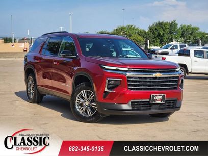 Used 2024 Chevrolet Traverse LT w/ Enhanced Driving Package
