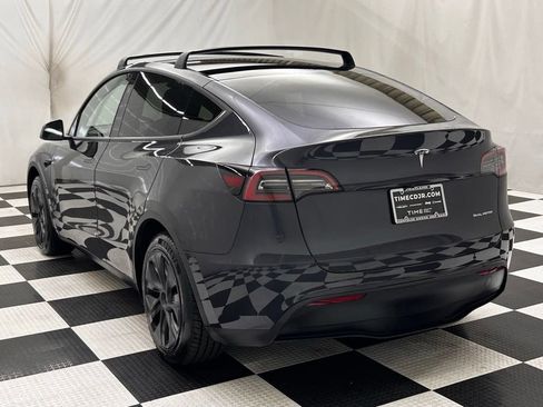 Used 2025 Tesla Model Y Long Range AWD/4WD image 5