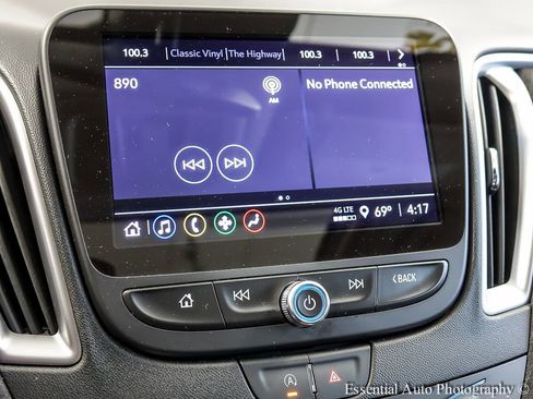 Used 2024 Chevrolet Malibu LT image 15