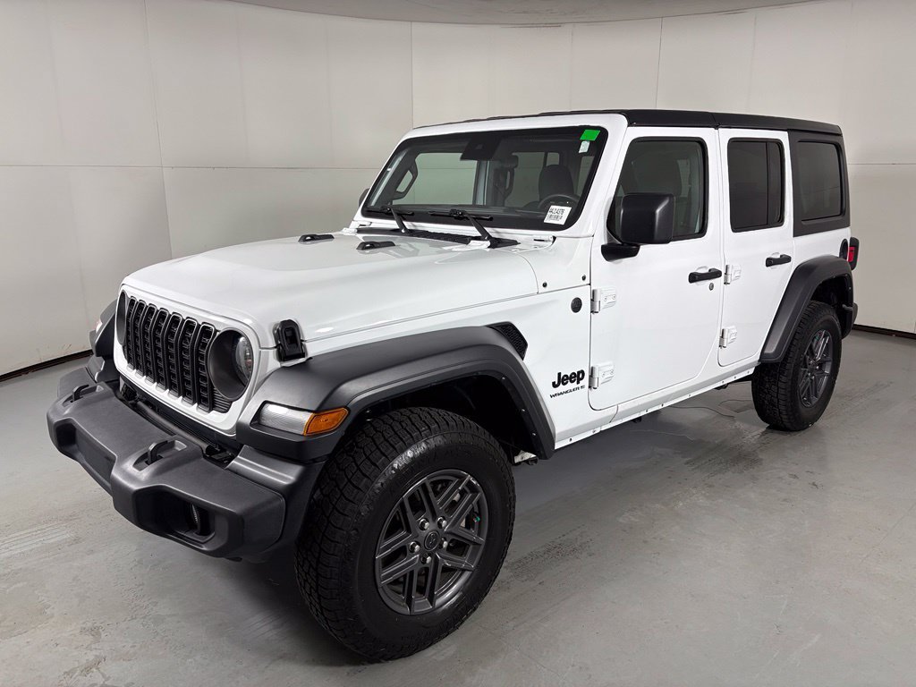 Used 2025 Jeep Wrangler Unlimited Sport AWD/4WD image 4