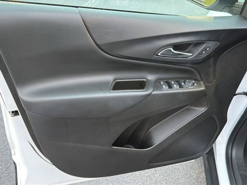 Used 2023 Chevrolet Equinox LT w/ LPO, Cargo Package FWD image 16