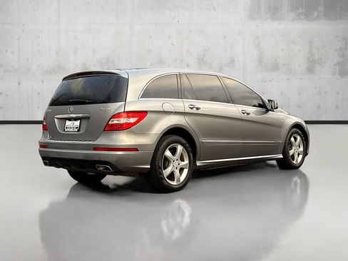 Used 2012 Mercedes-Benz R 350 4MATIC image 7