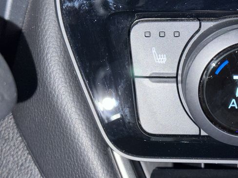 Used 2025 Toyota Grand Highlander AWD image 38