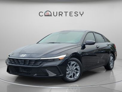 Certified 2025 Hyundai Elantra Blue