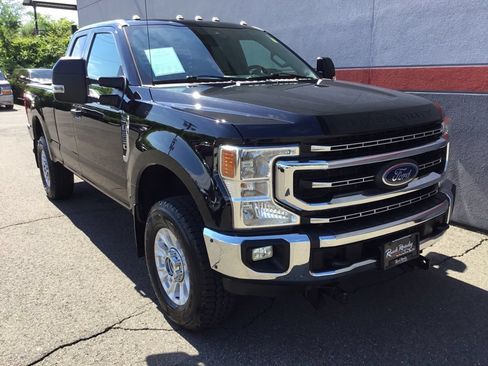Used 2020 Ford F250 XLT w/ XLT Value Package AWD/4WD image 2