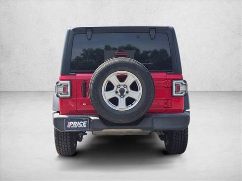 Used 2018 Jeep Wrangler Unlimited Sport S AWD/4WD image 6