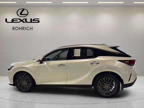 Certified 2023 Lexus RX 350 AWD w/ Accessory Package image 9