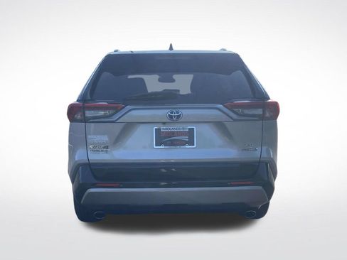 Used 2023 Toyota RAV4 XSE AWD/4WD image 5