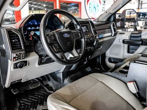 Used 2018 Ford F350 XL w/ Ambulance Prep Package image 5