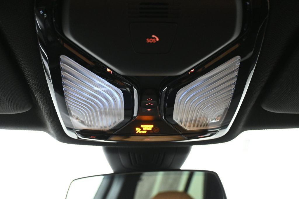 Used 2023 BMW X5 xDrive40i w/ Parking Assistance Package AWD/4WD image 21