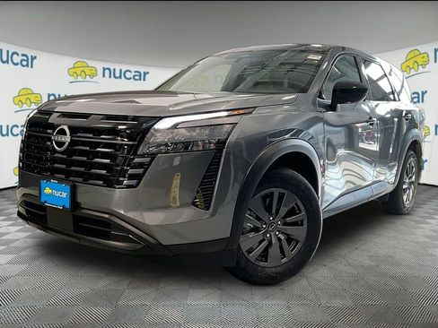 New 2026 Nissan Pathfinder S image 2