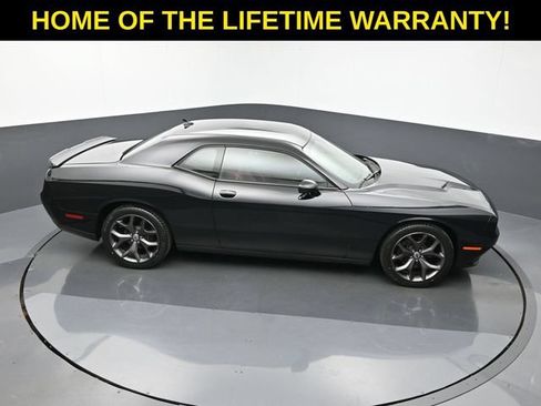 Used 2018 Dodge Challenger SXT Plus RWD image 59