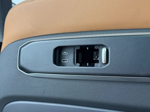 Used 2024 BMW X5 xDrive40i AWD/4WD image 38