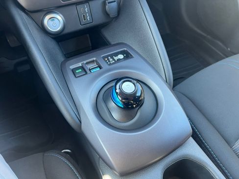 Used 2025 Nissan Leaf S w/ Protection Package image 27