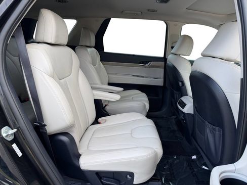 Used 2021 Hyundai Palisade SEL w/ Premium Package FWD image 20