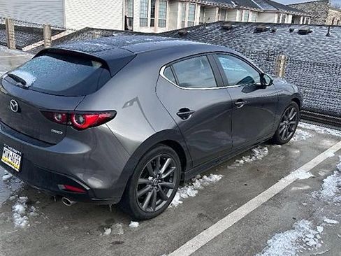 Used 2023 MAZDA MAZDA3 s image 4