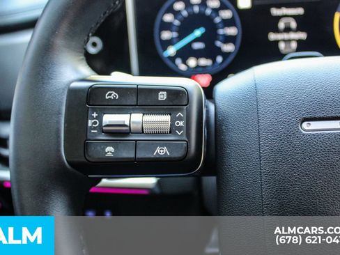 Used 2024 Hyundai Santa Fe Limited FWD image 24