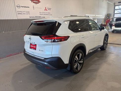 Certified 2023 Nissan Rogue SL w/ SL Premium Package image 3