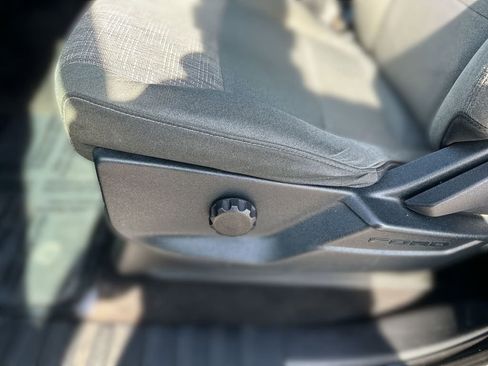 Used 2021 Ford F150 XLT image 15