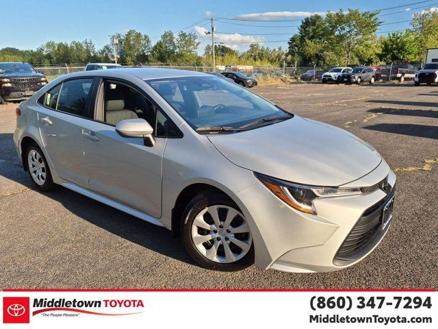 Certified 2025 Toyota Corolla LE FWD image 1