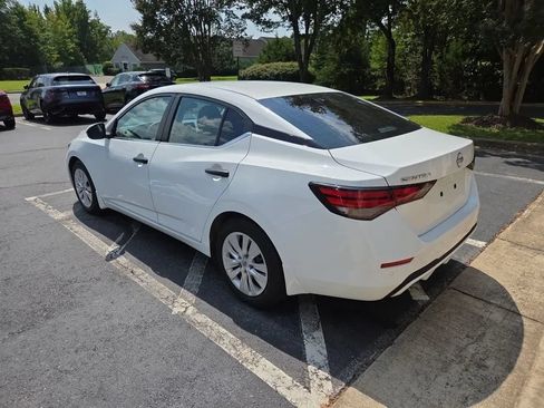 Used 2024 Nissan Sentra S FWD image 2