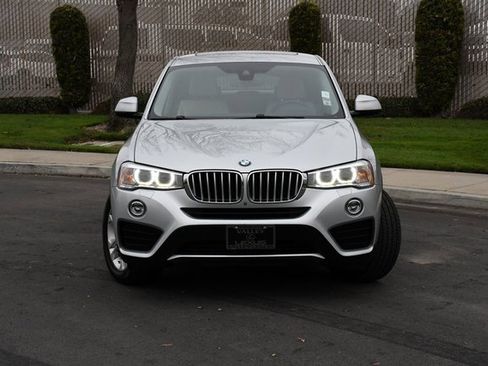 Used 2016 BMW X4 xDrive28i image 2
