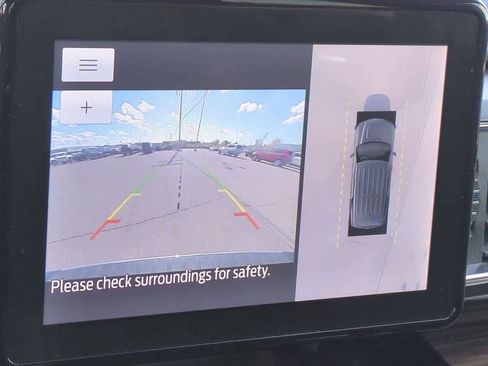 Used 2022 Ford Explorer Limited w/ Equipment Group 301A image 30